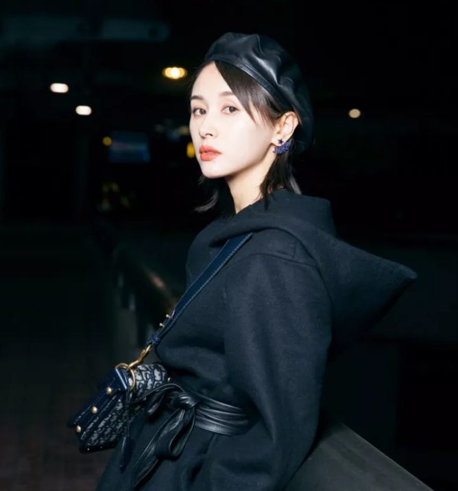 今年秋冬最chic！原來短發(fā)和帽子這么配啊！